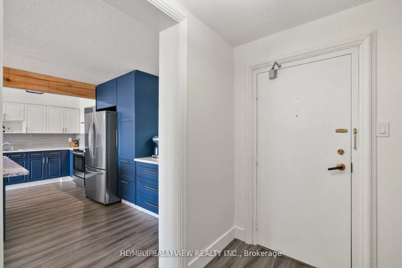 40, Baif, North Richvale, Richmond Hill