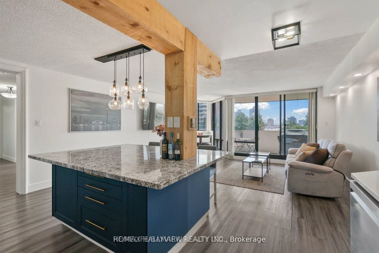 40, Baif, North Richvale, Richmond Hill