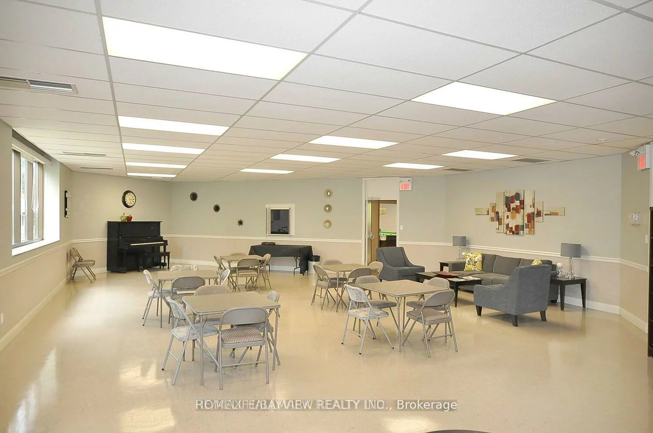 40, Baif, North Richvale, Richmond Hill