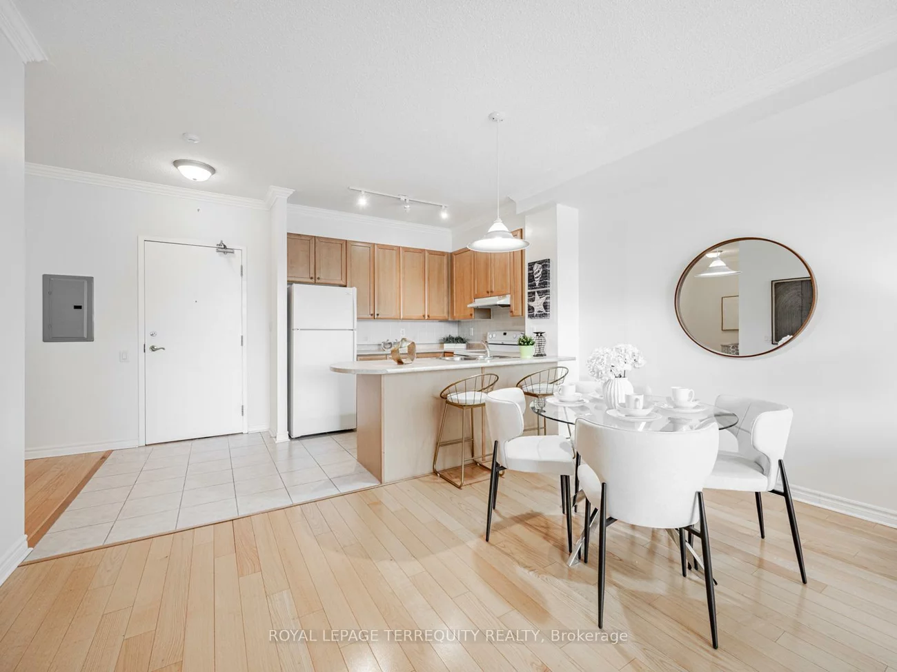 11121, Yonge, Devonsleigh, Richmond Hill