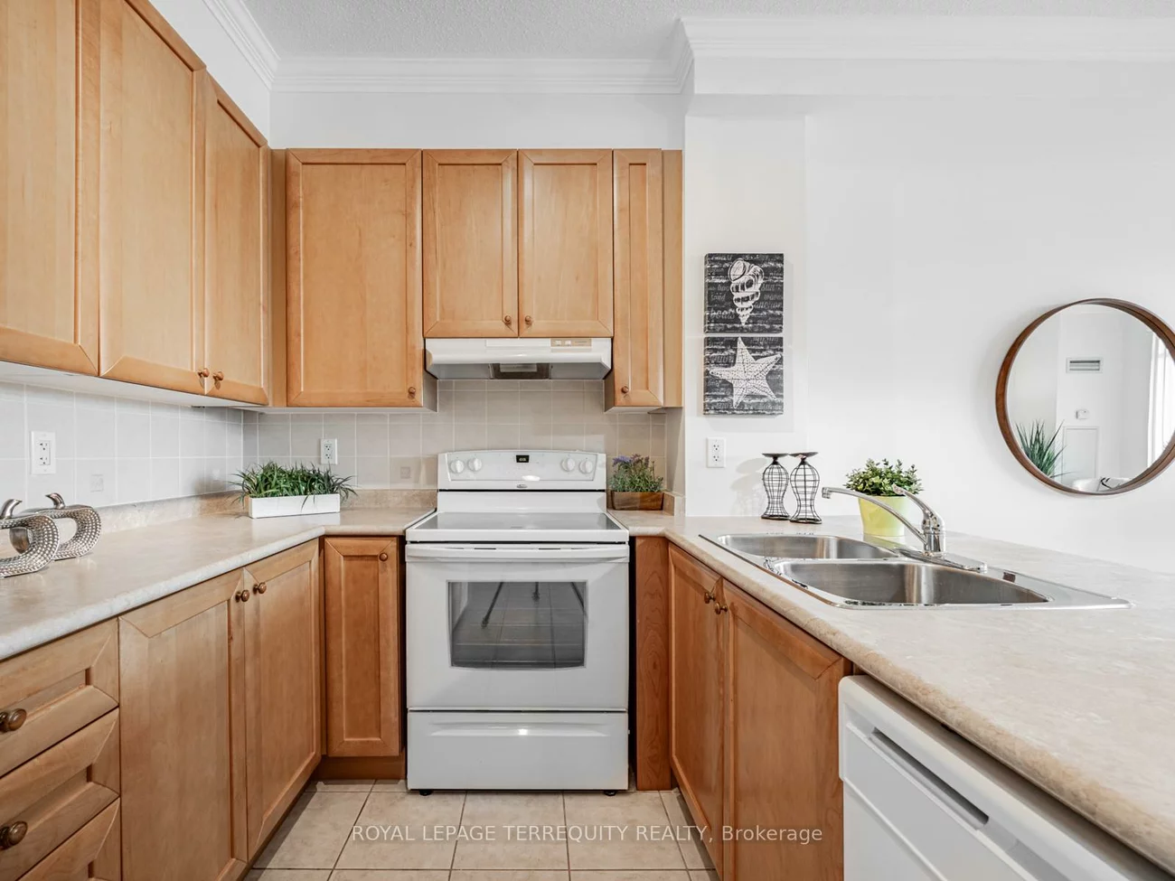 11121, Yonge, Devonsleigh, Richmond Hill