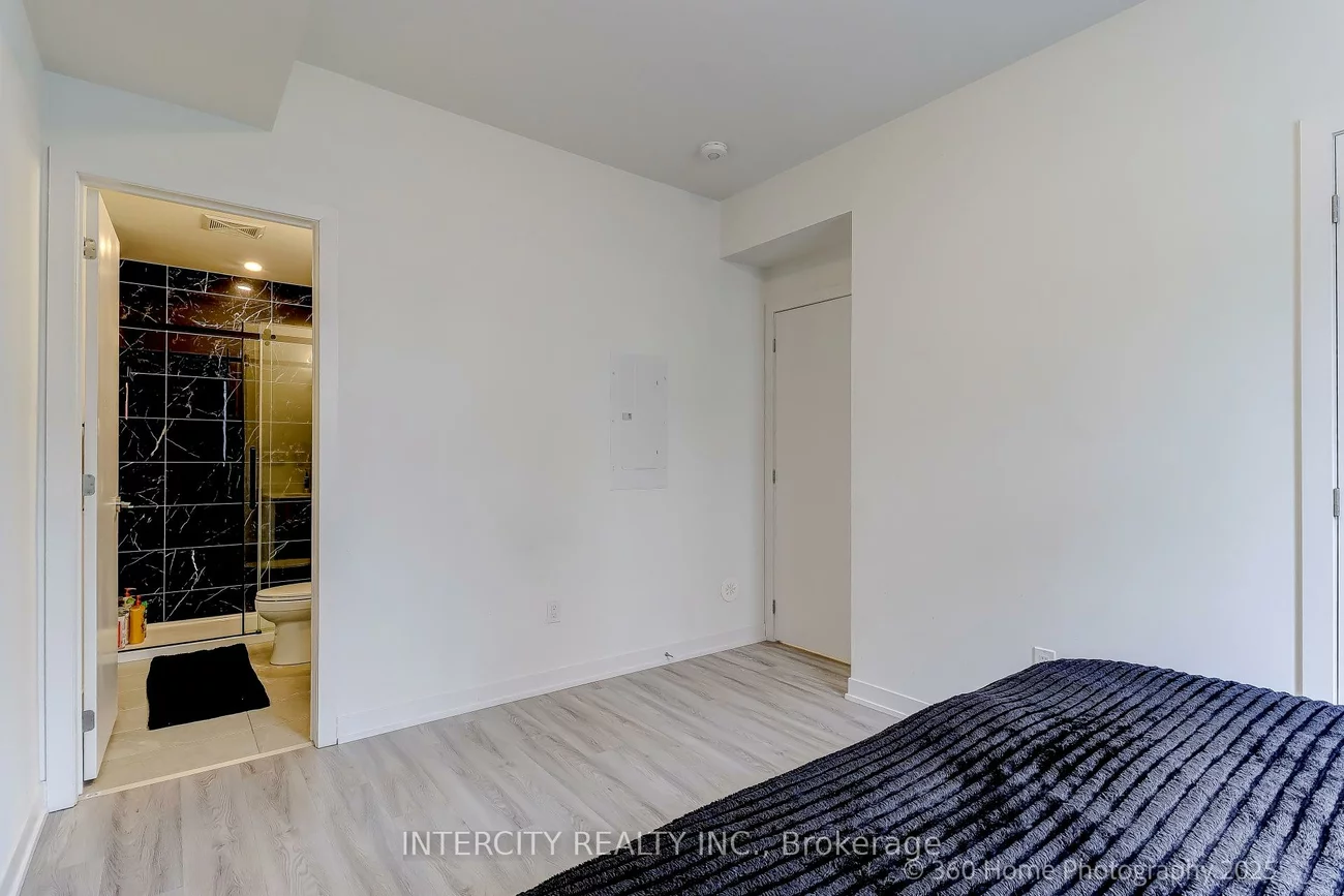 11, David Eyer, Rural Richmond Hill, Richmond Hill