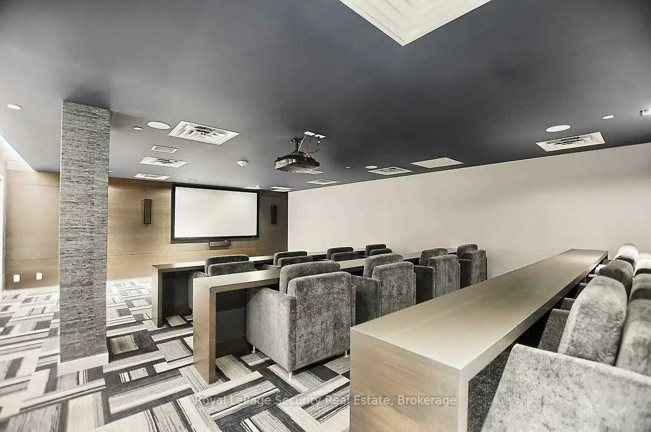 65, Oneida, Langstaff, Richmond Hill