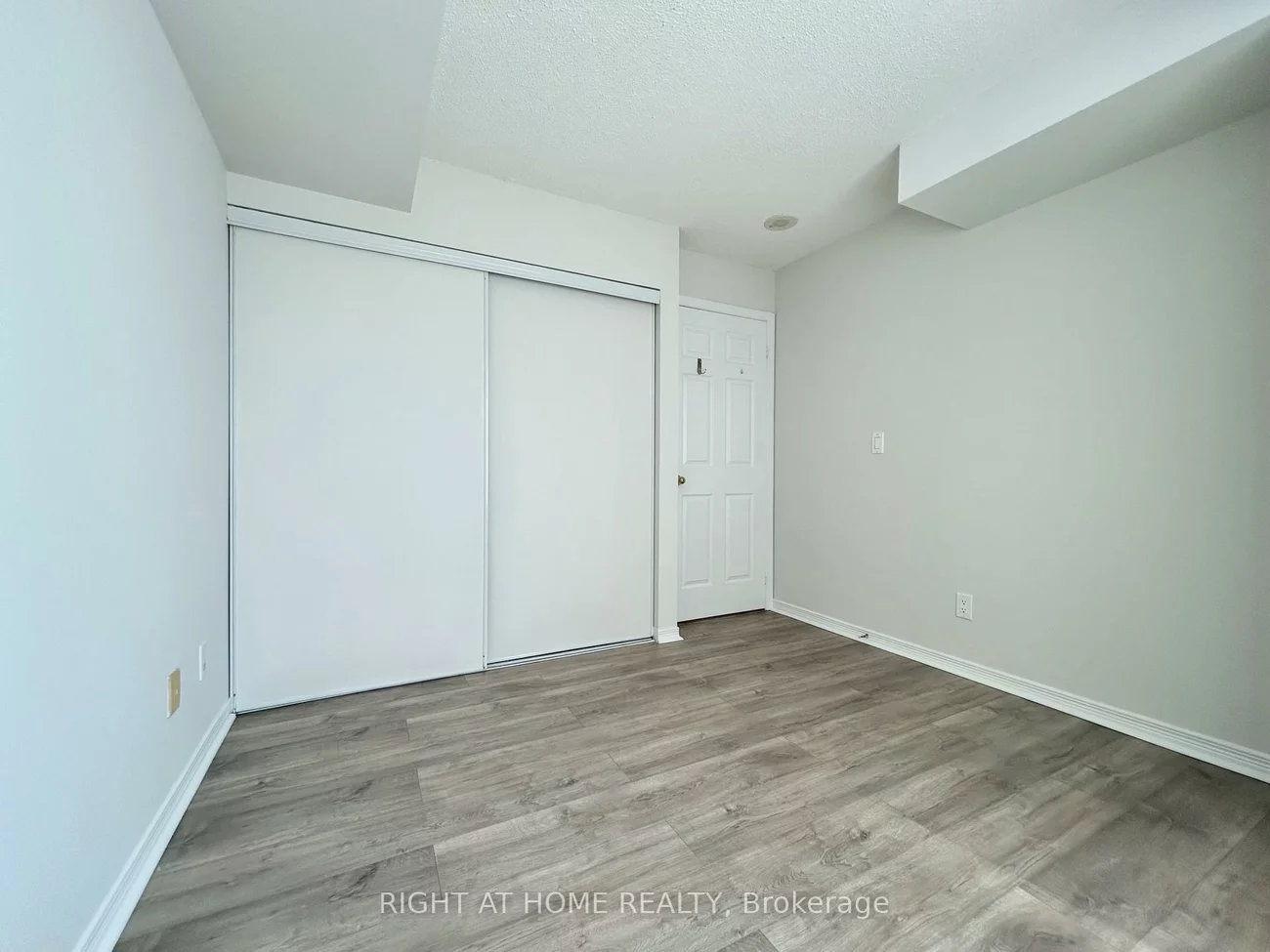 11, Oneida, Langstaff, Richmond Hill