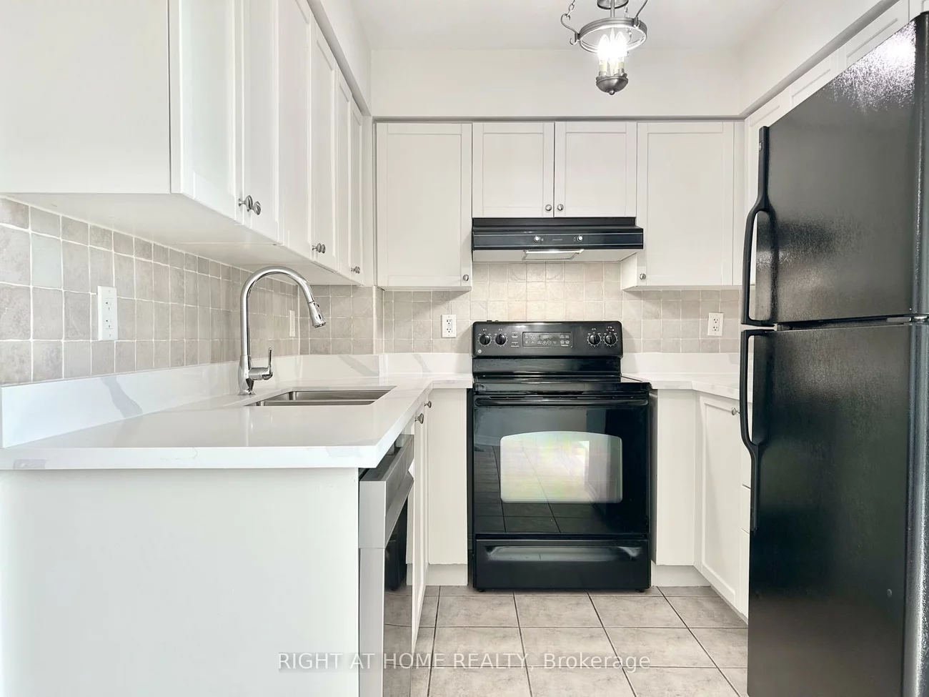 11, Oneida, Langstaff, Richmond Hill