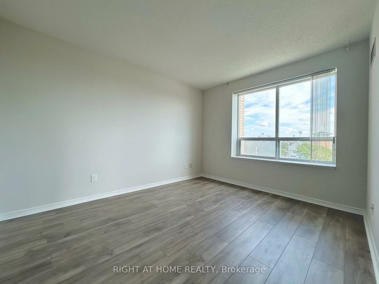 11, Oneida, Langstaff, Richmond Hill