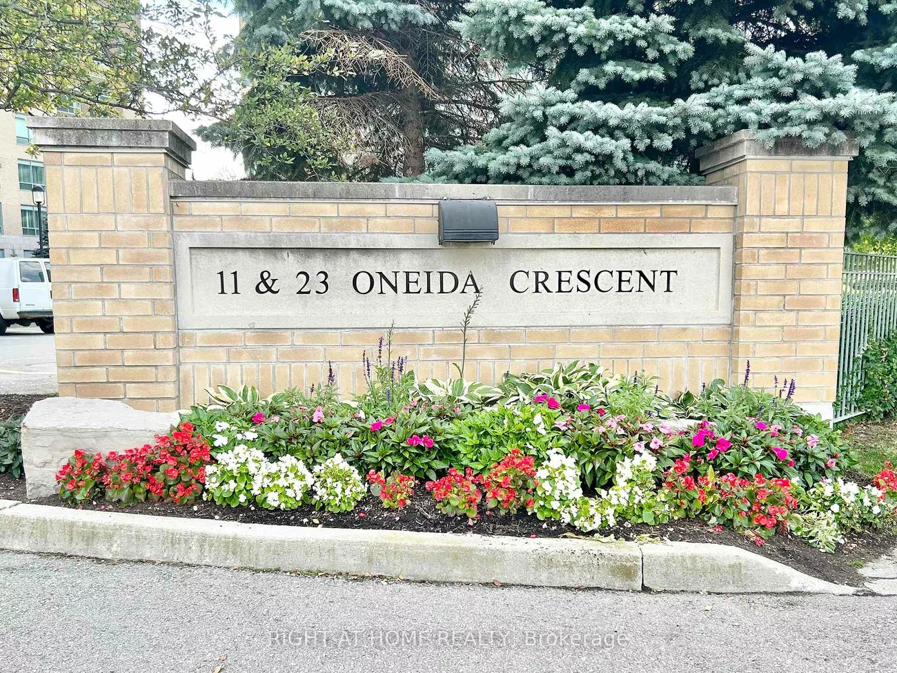 11, Oneida, Langstaff, Richmond Hill