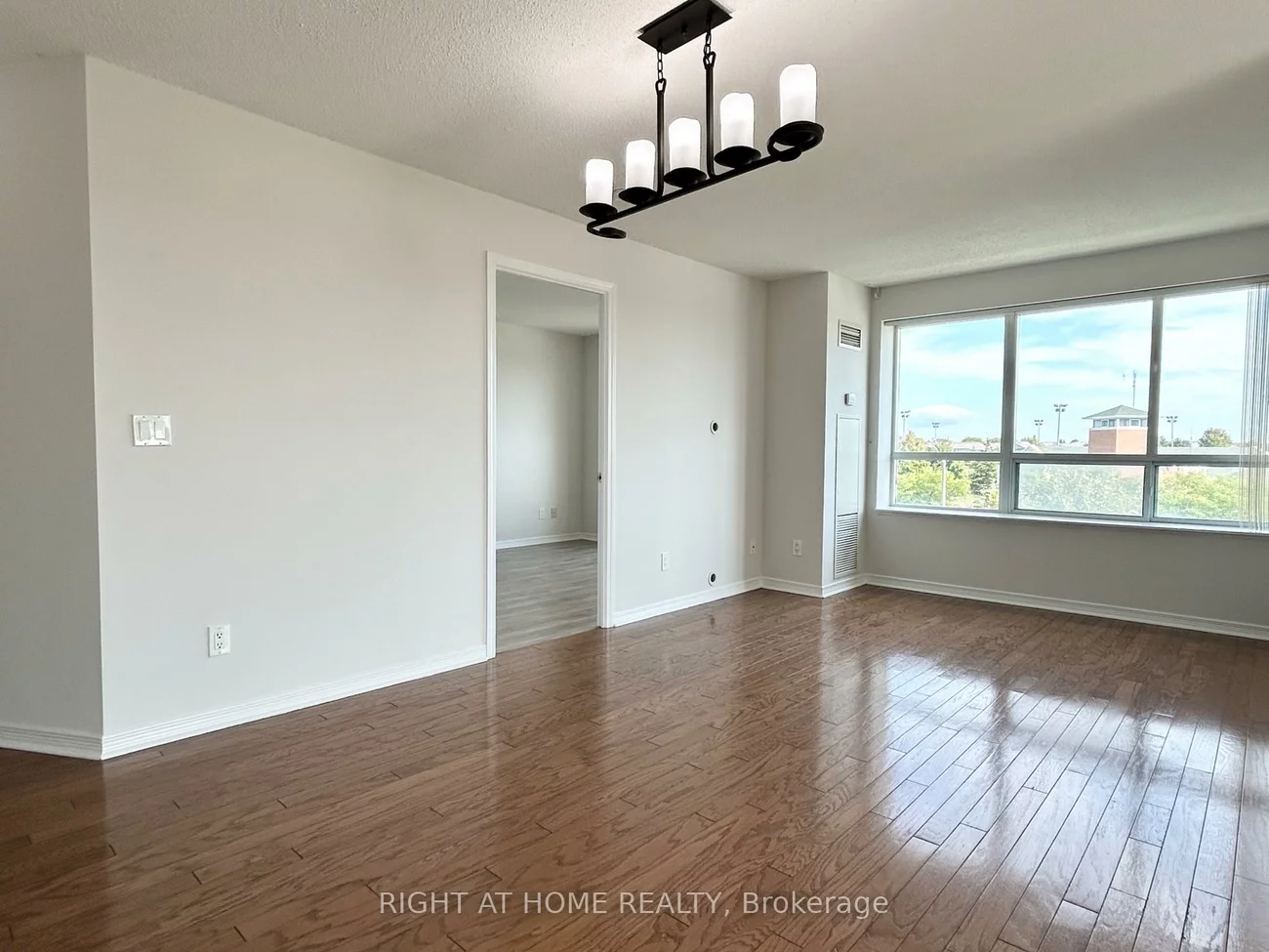 11, Oneida, Langstaff, Richmond Hill