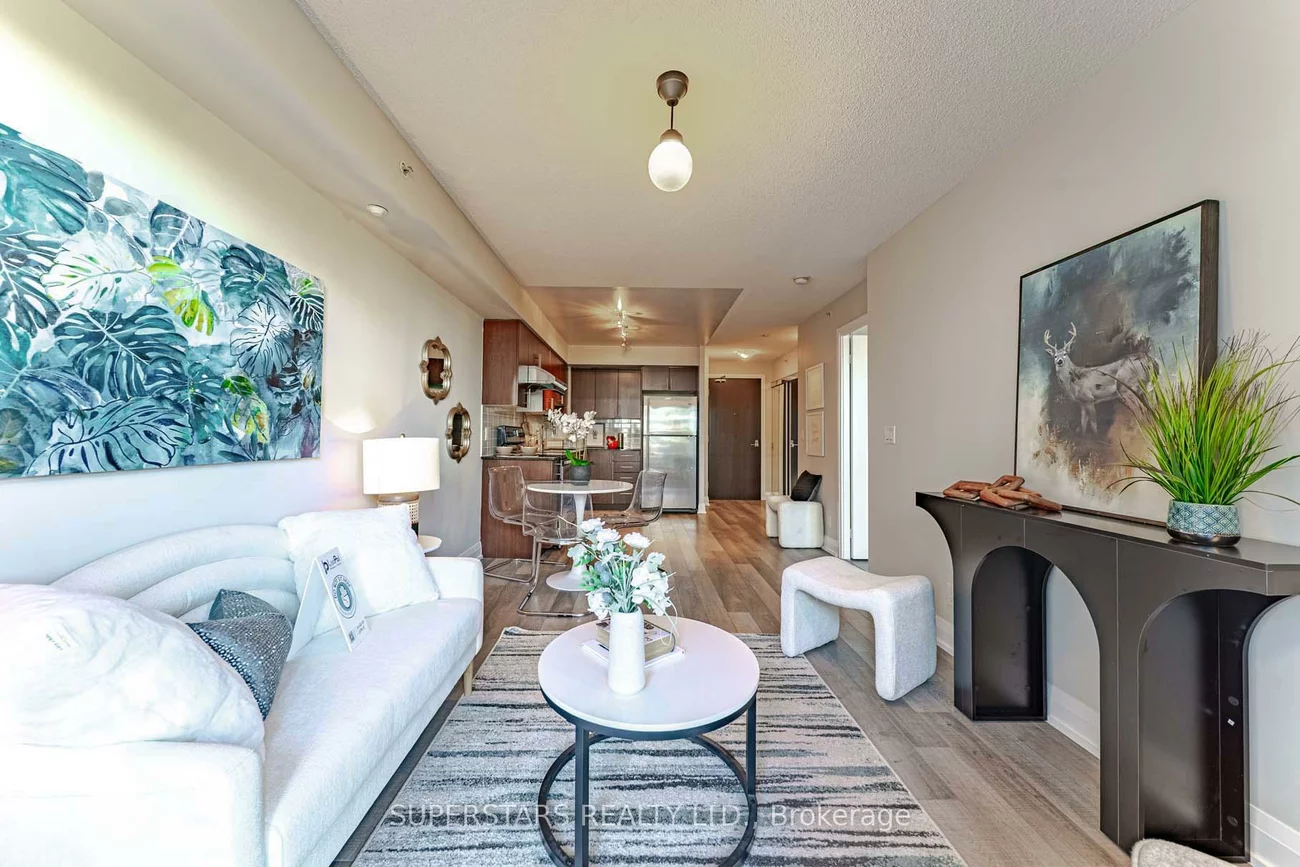 372, Highway 7, Doncrest, Richmond Hill