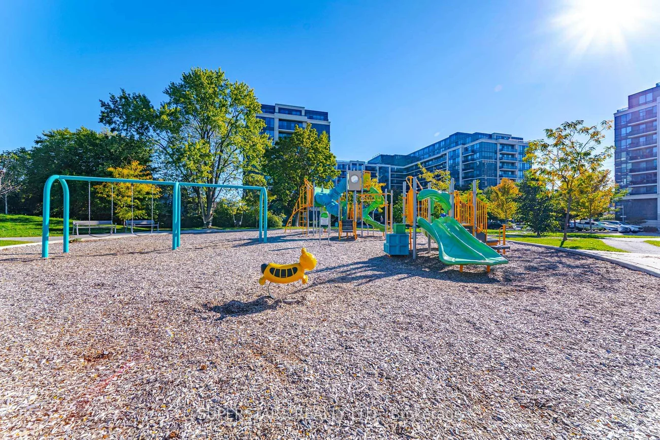 372, Highway 7, Doncrest, Richmond Hill