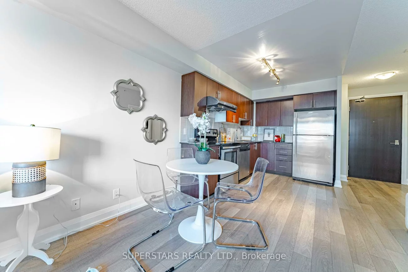 372, Highway 7, Doncrest, Richmond Hill