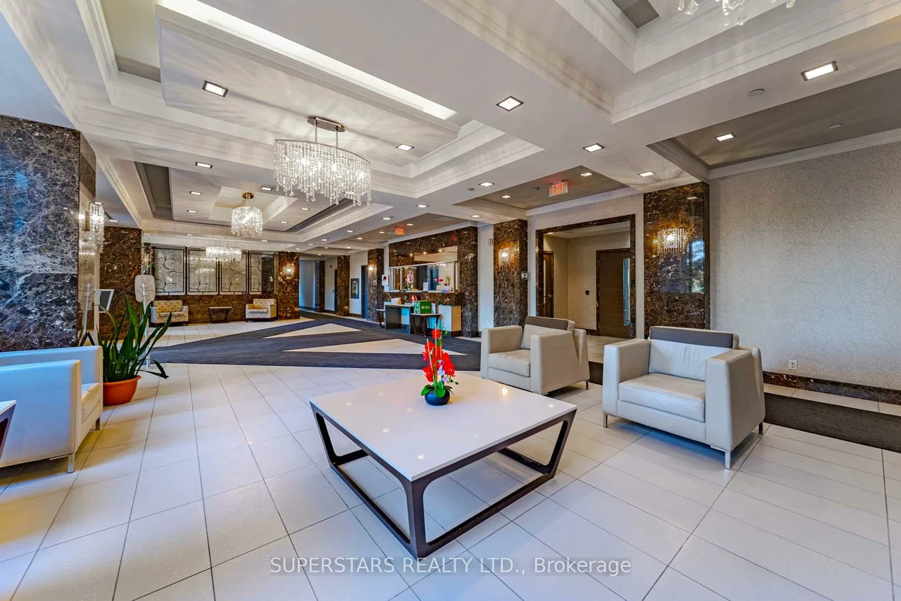 372, Highway 7, Doncrest, Richmond Hill