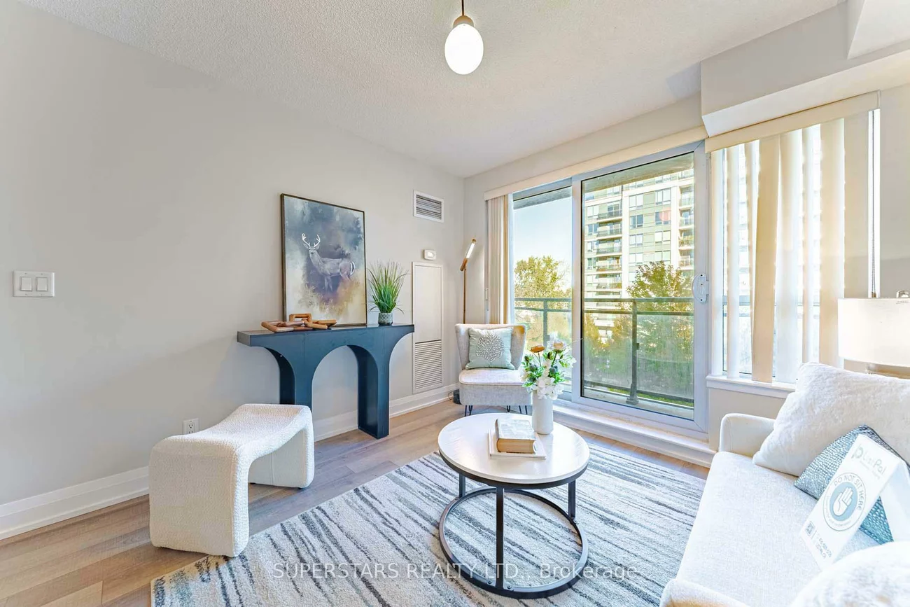 372, Highway 7, Doncrest, Richmond Hill