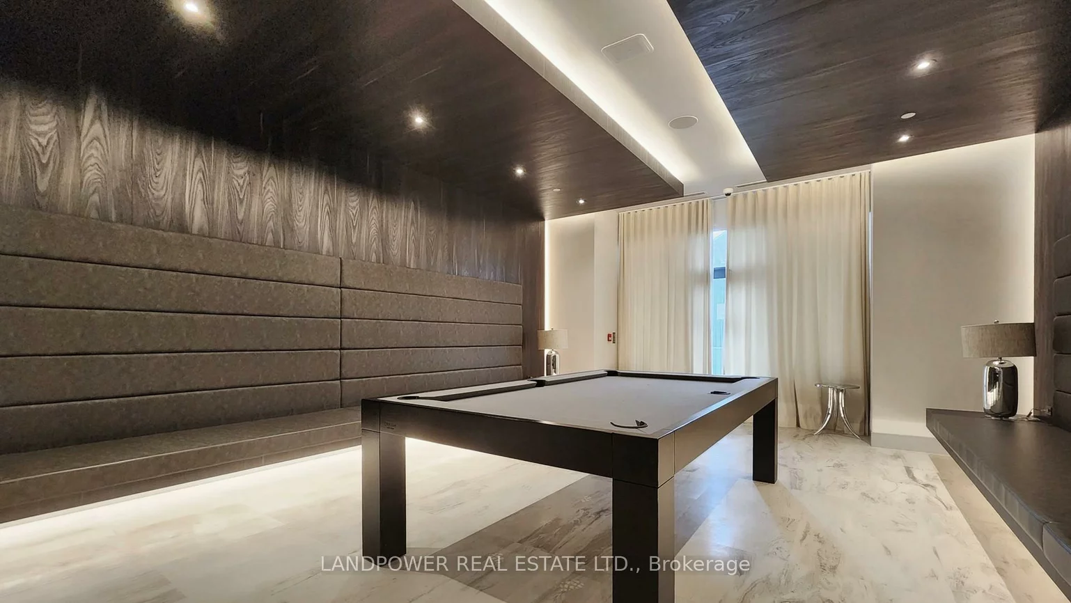 396, Highway 7, Doncrest, Richmond Hill