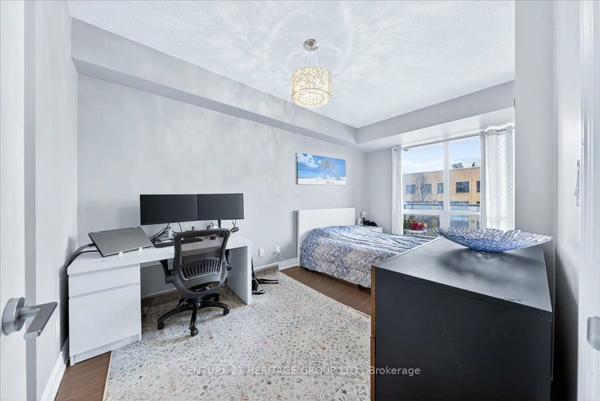 9088, Yonge, South Richvale, Richmond Hill