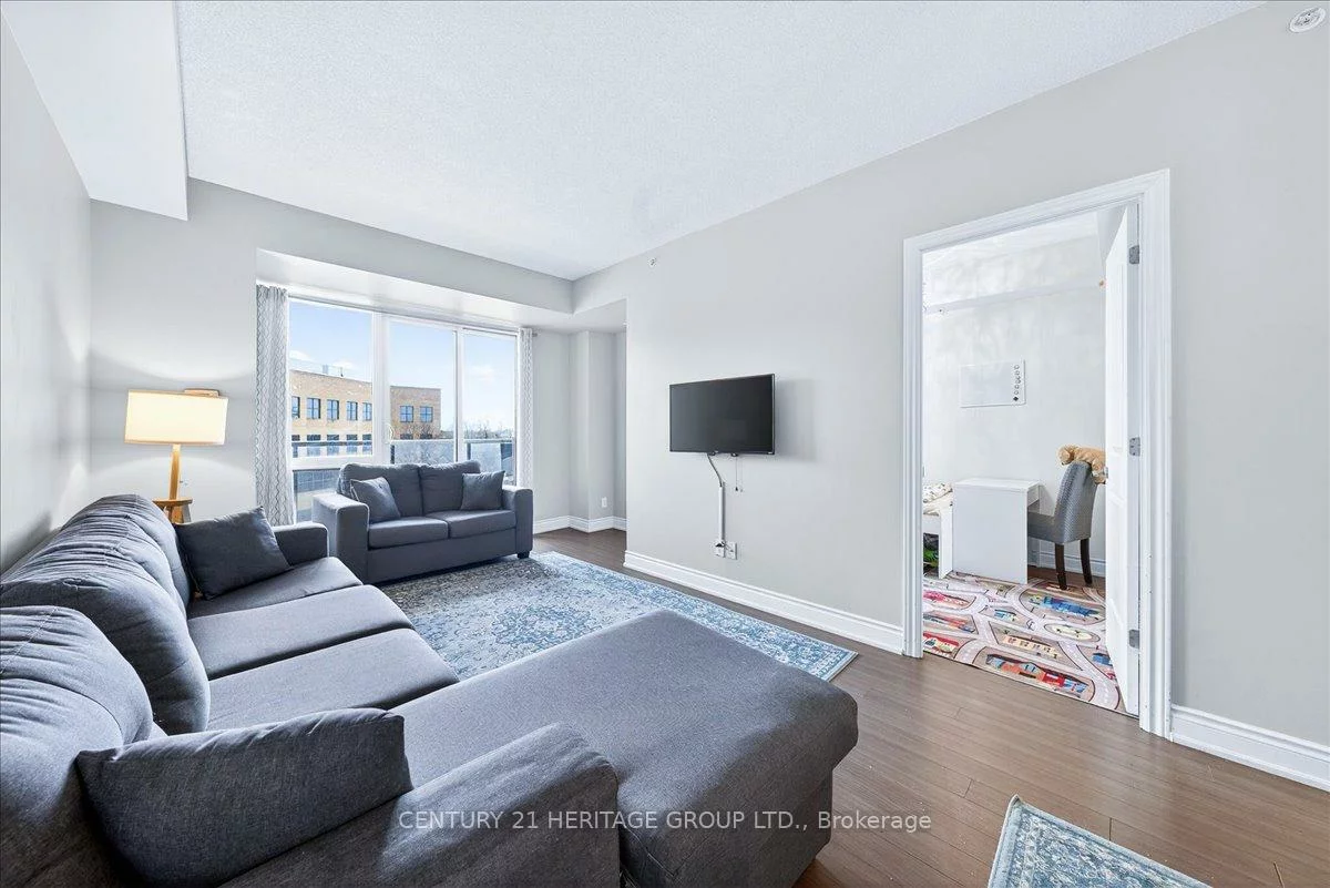 9088, Yonge, South Richvale, Richmond Hill