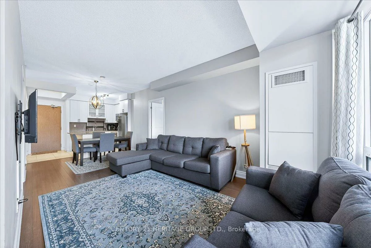 9088, Yonge, South Richvale, Richmond Hill