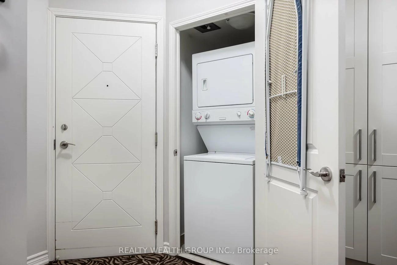 18, Harding, Harding, Richmond Hill