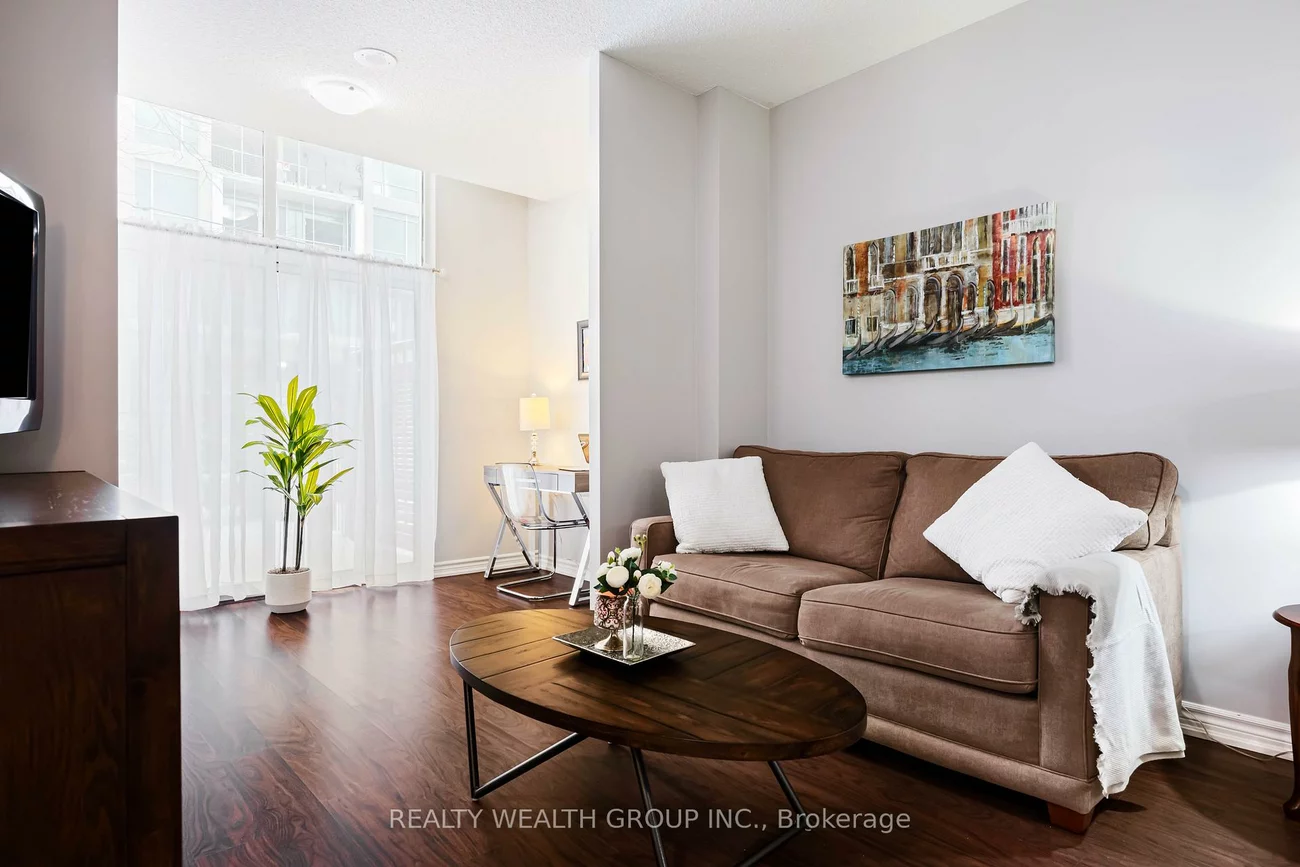 18, Harding, Harding, Richmond Hill