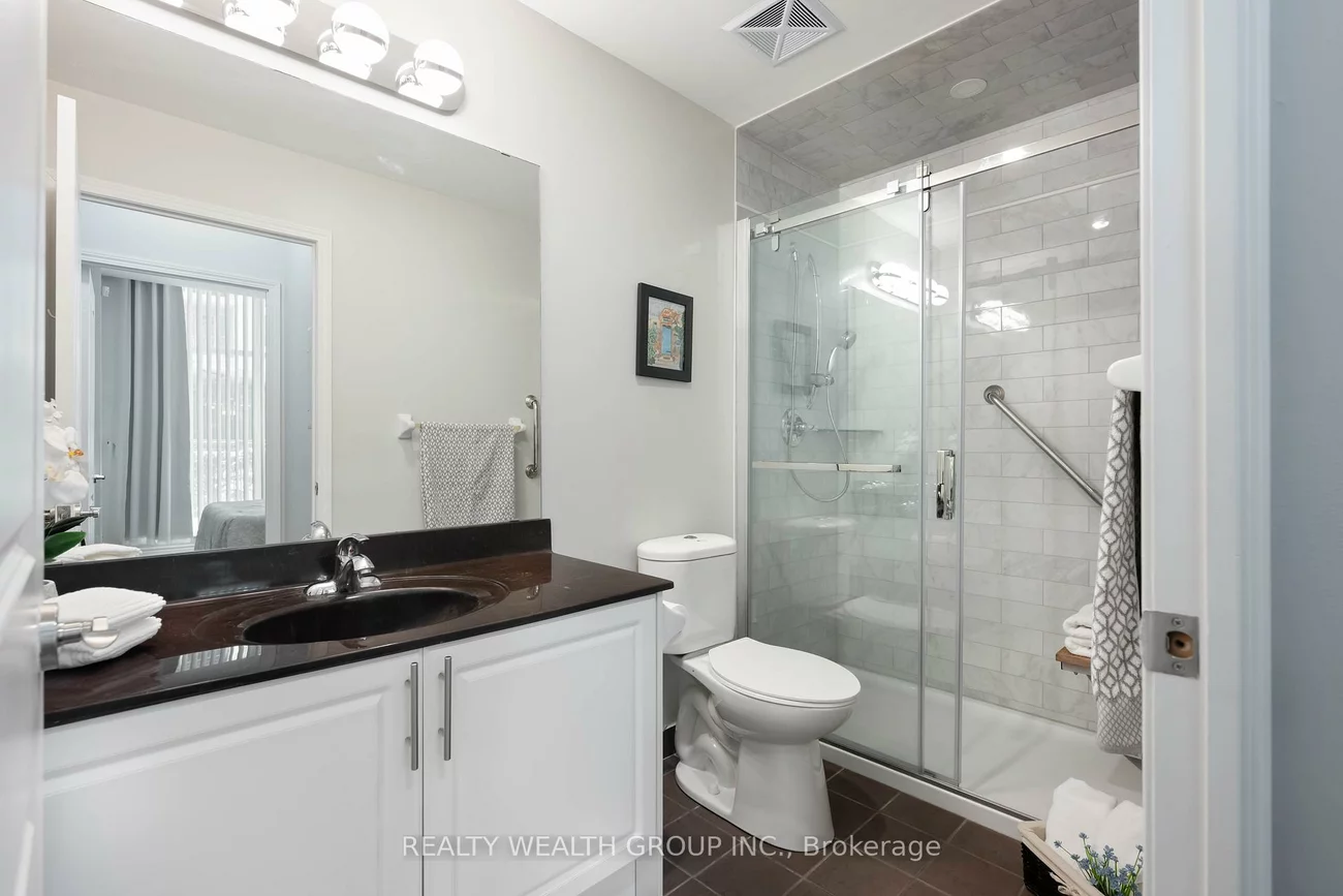 18, Harding, Harding, Richmond Hill