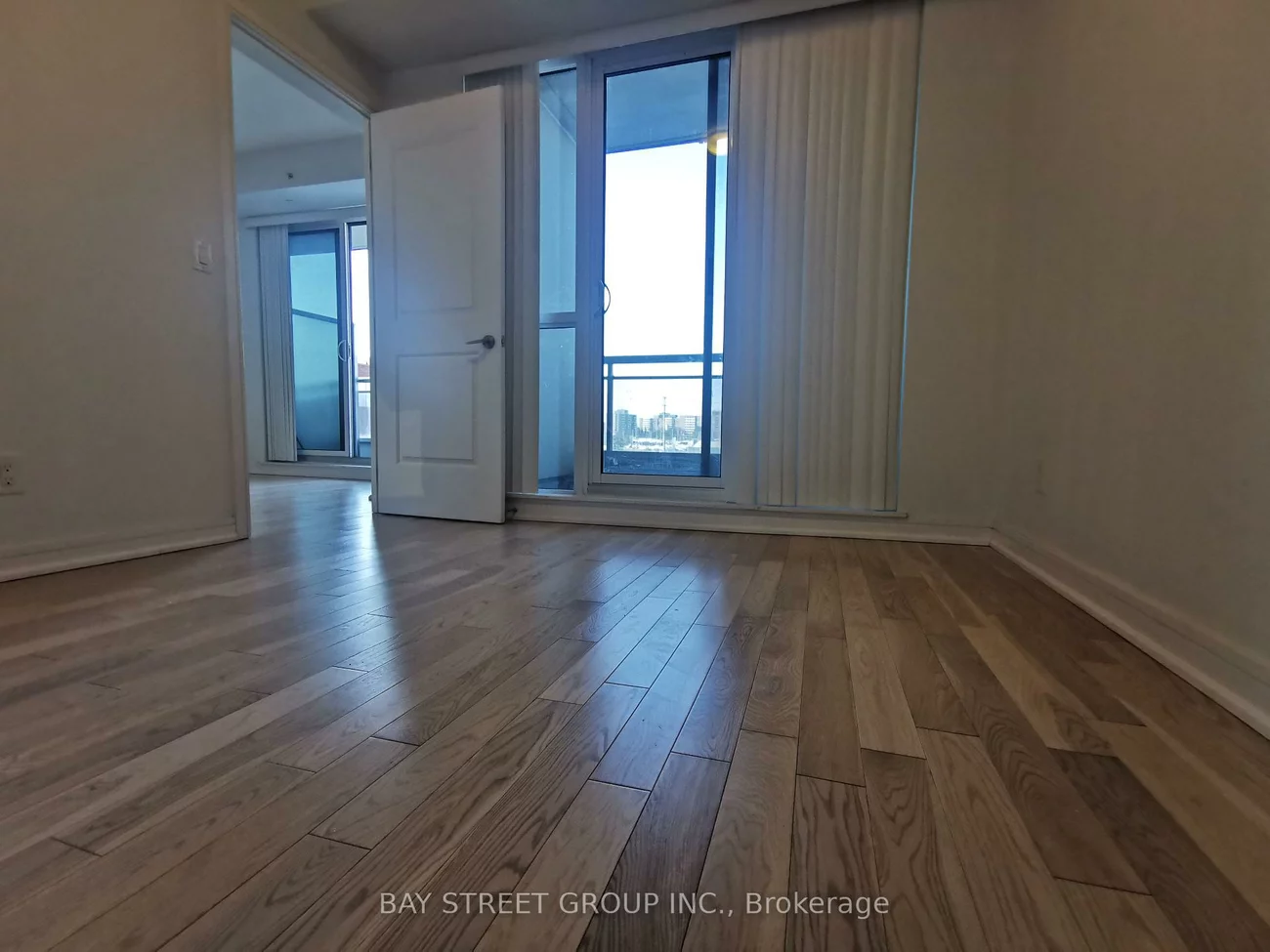 9205, Yonge, Langstaff, Richmond Hill