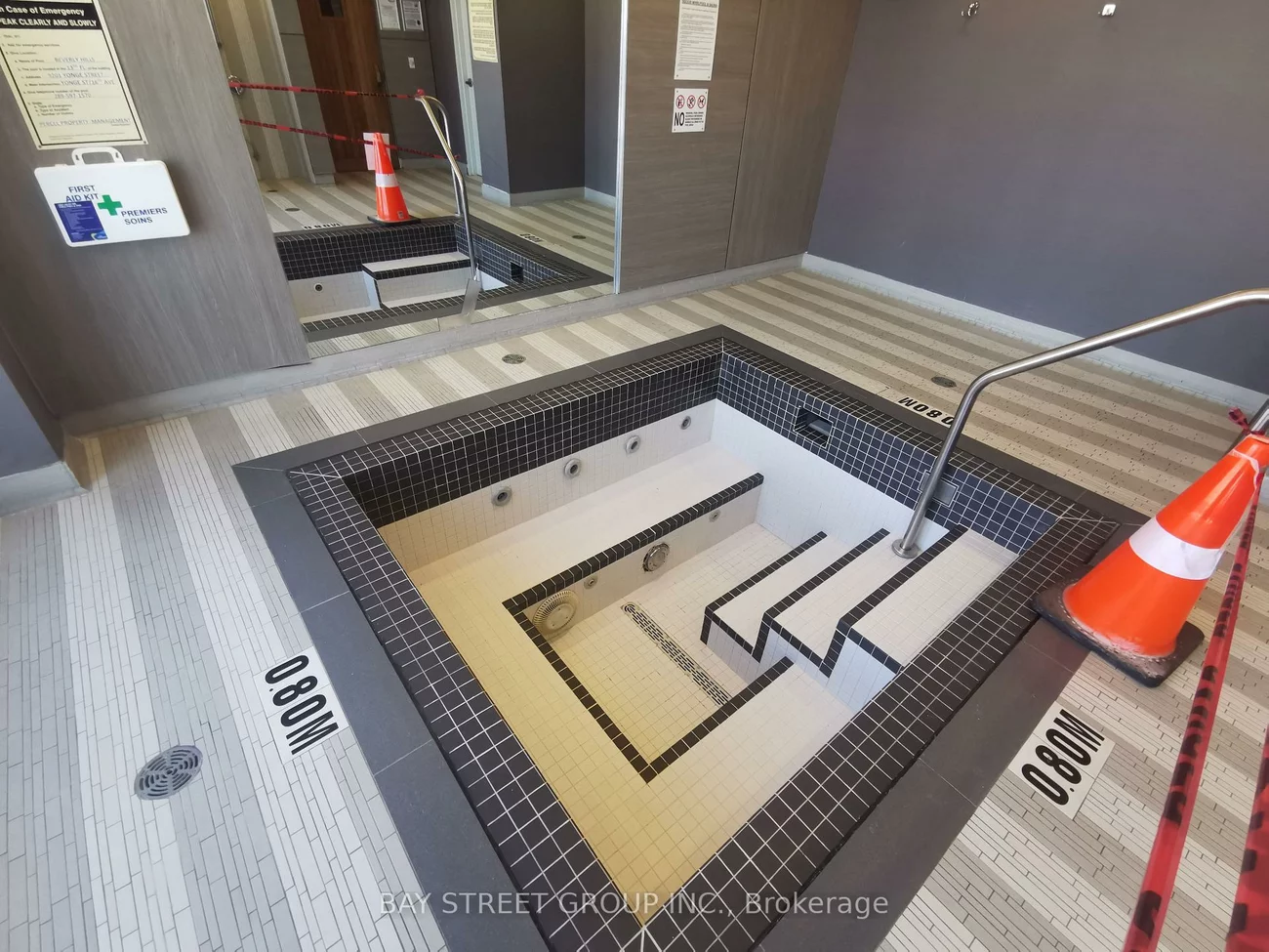 9205, Yonge, Langstaff, Richmond Hill