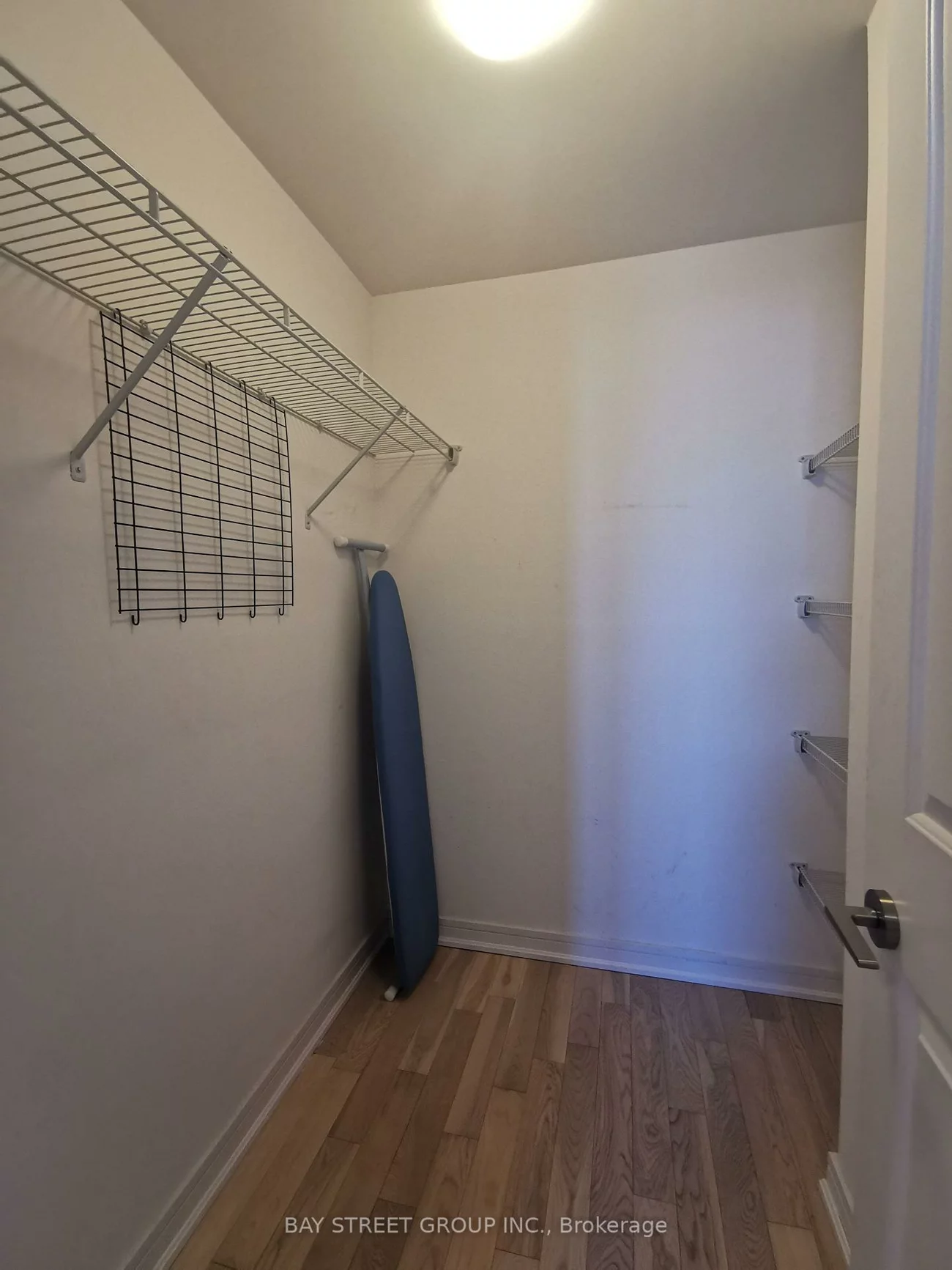 9205, Yonge, Langstaff, Richmond Hill