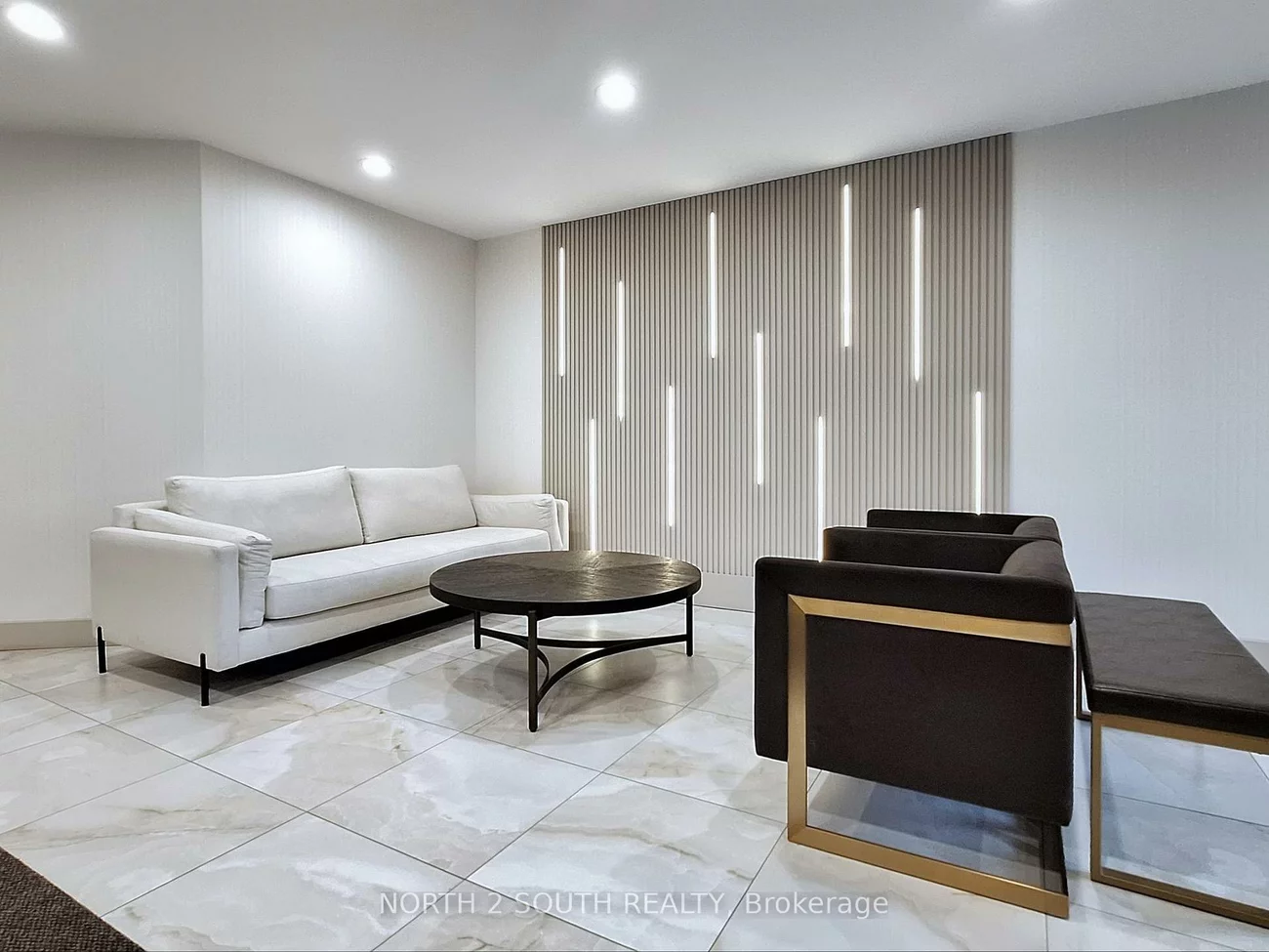 32, Clarissa, Harding, Richmond Hill