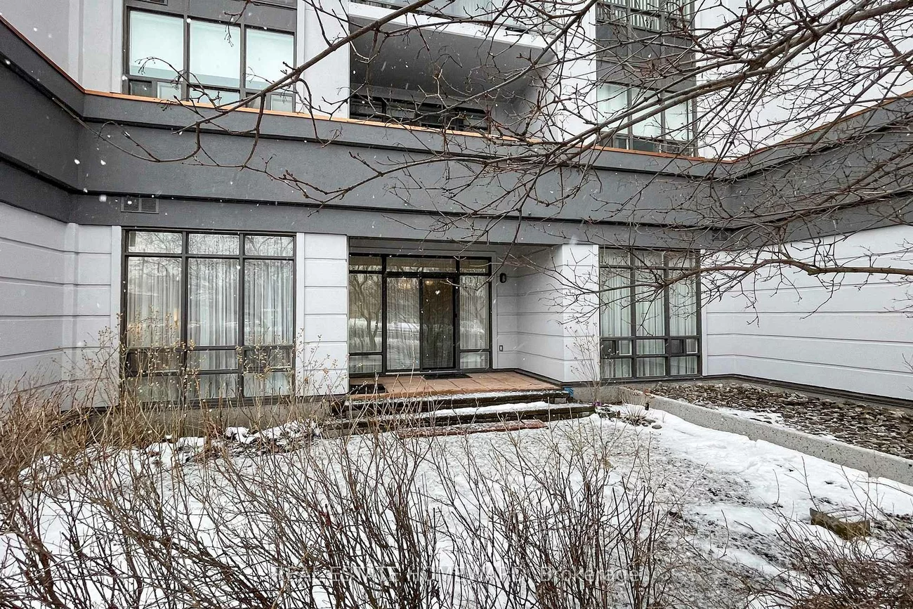 11121, Yonge, Devonsleigh, Richmond Hill