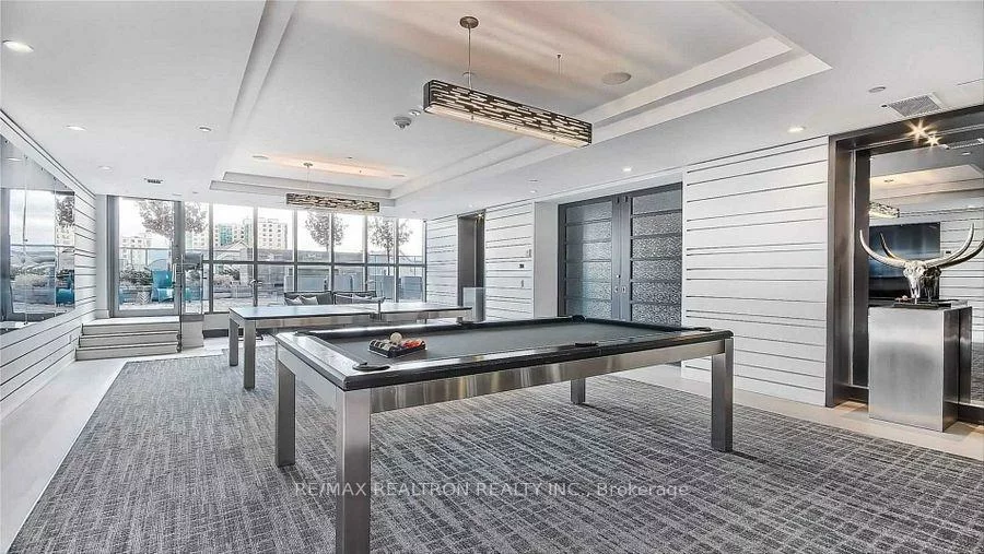 9471, Yonge, Observatory, Richmond Hill