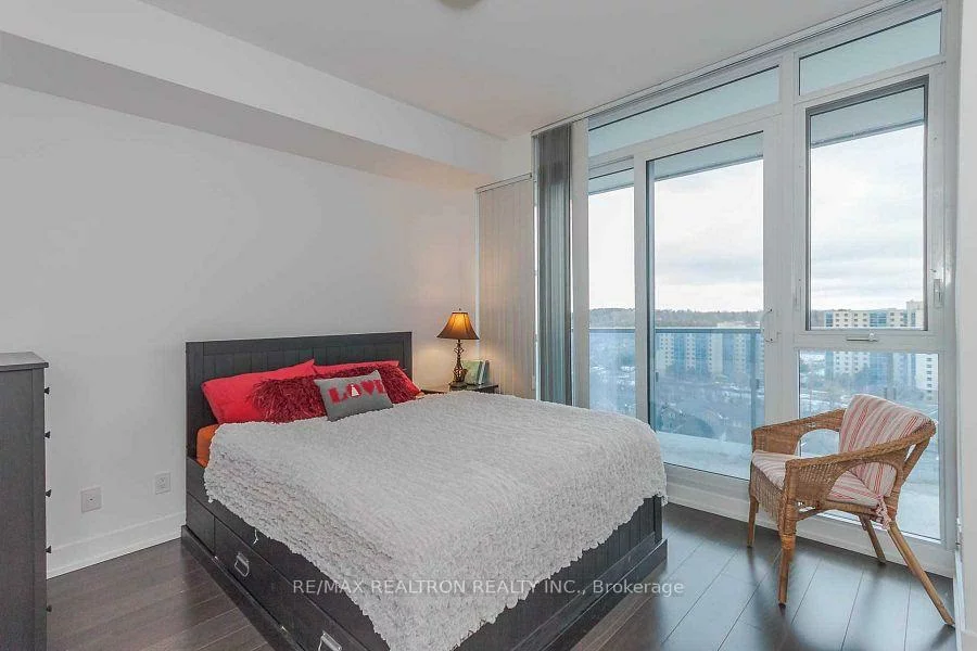 9471, Yonge, Observatory, Richmond Hill