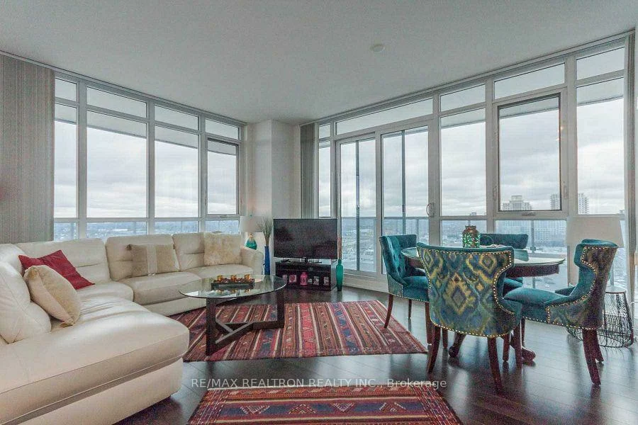 9471, Yonge, Observatory, Richmond Hill