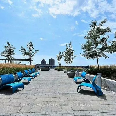 9471, Yonge, Observatory, Richmond Hill