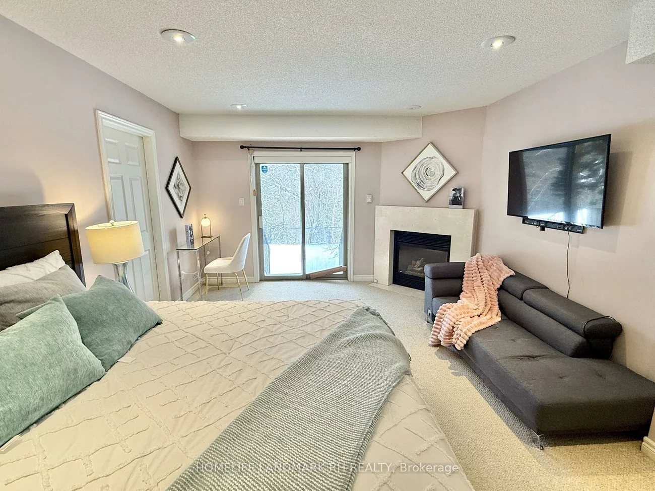 8909, Bathurst, South Richvale, Richmond Hill