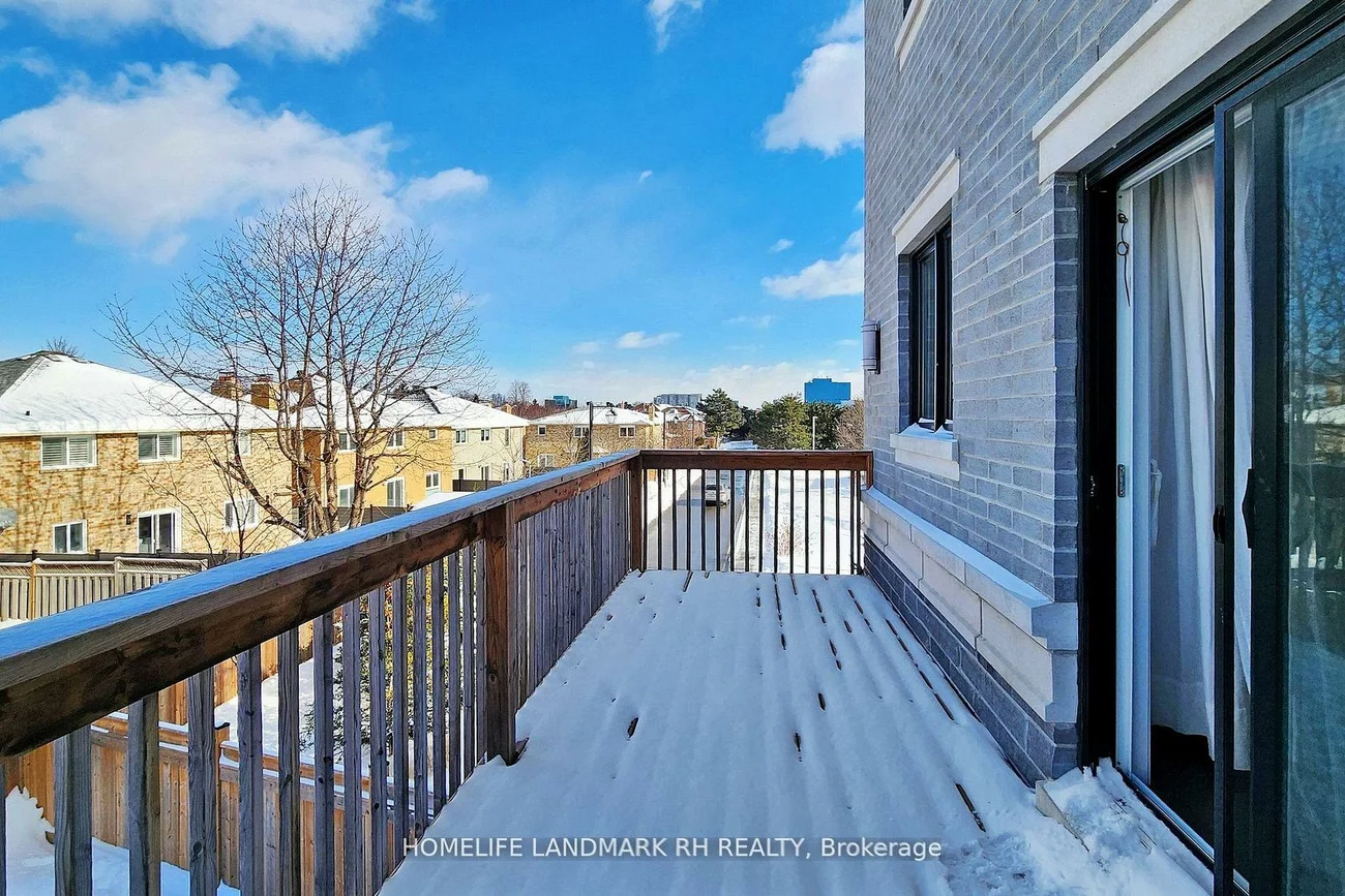 386, Highway 7, Doncrest, Richmond Hill