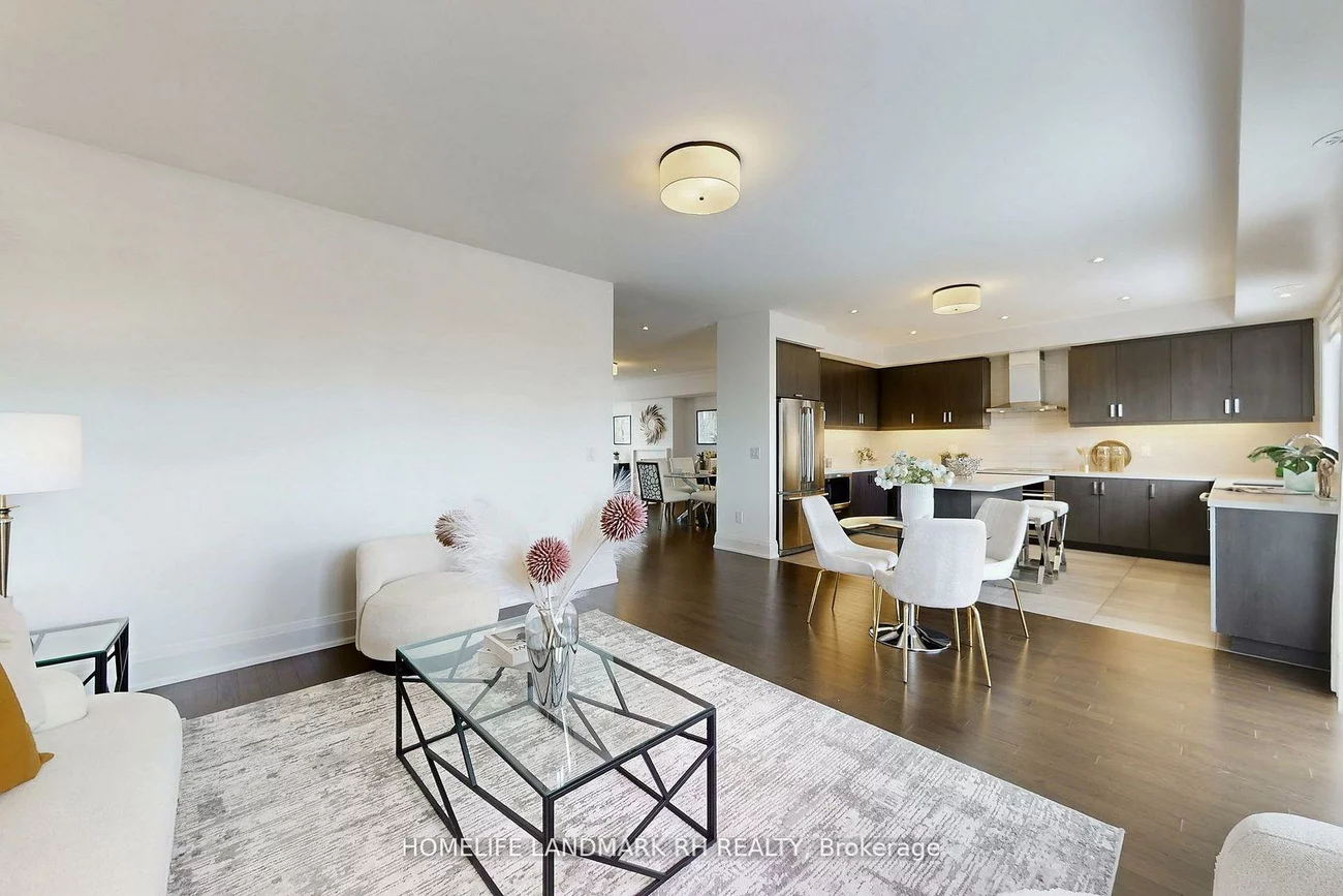 386, Highway 7, Doncrest, Richmond Hill