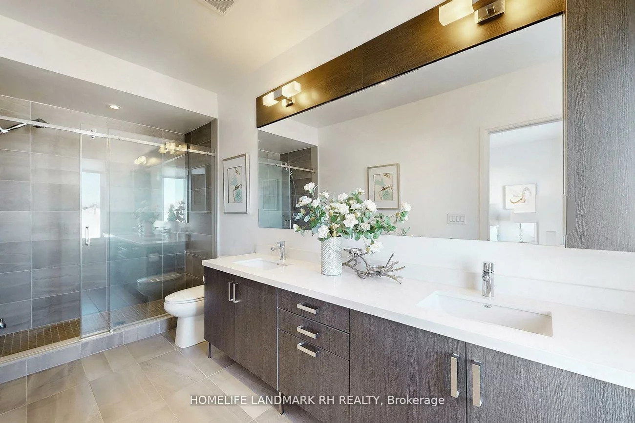 386, Highway 7, Doncrest, Richmond Hill