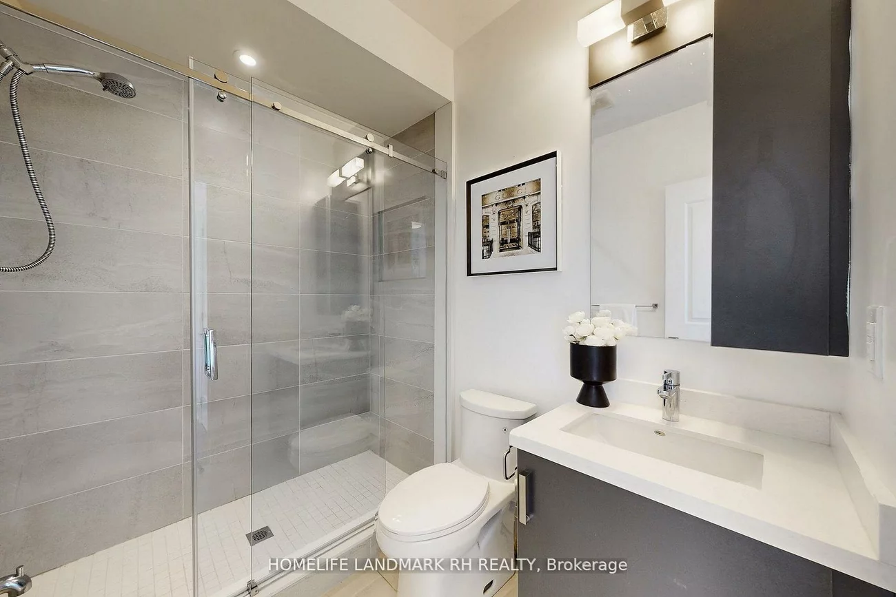 386, Highway 7, Doncrest, Richmond Hill