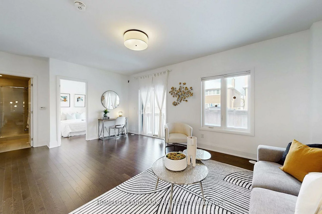 386, Highway 7, Doncrest, Richmond Hill