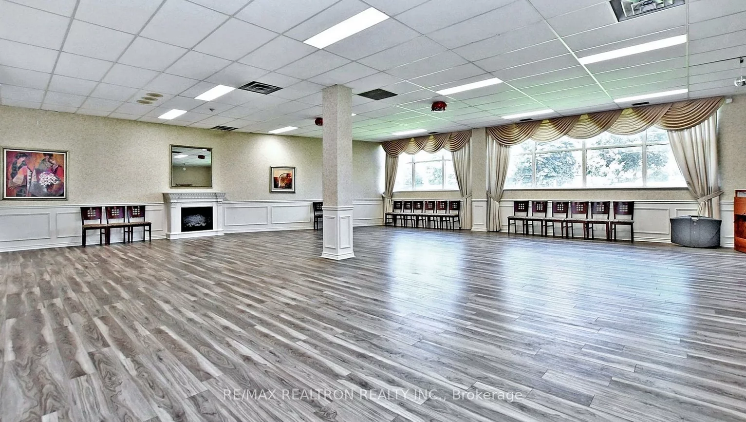 40, Harding, Harding, Richmond Hill