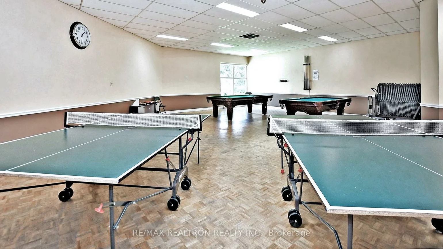 40, Harding, Harding, Richmond Hill