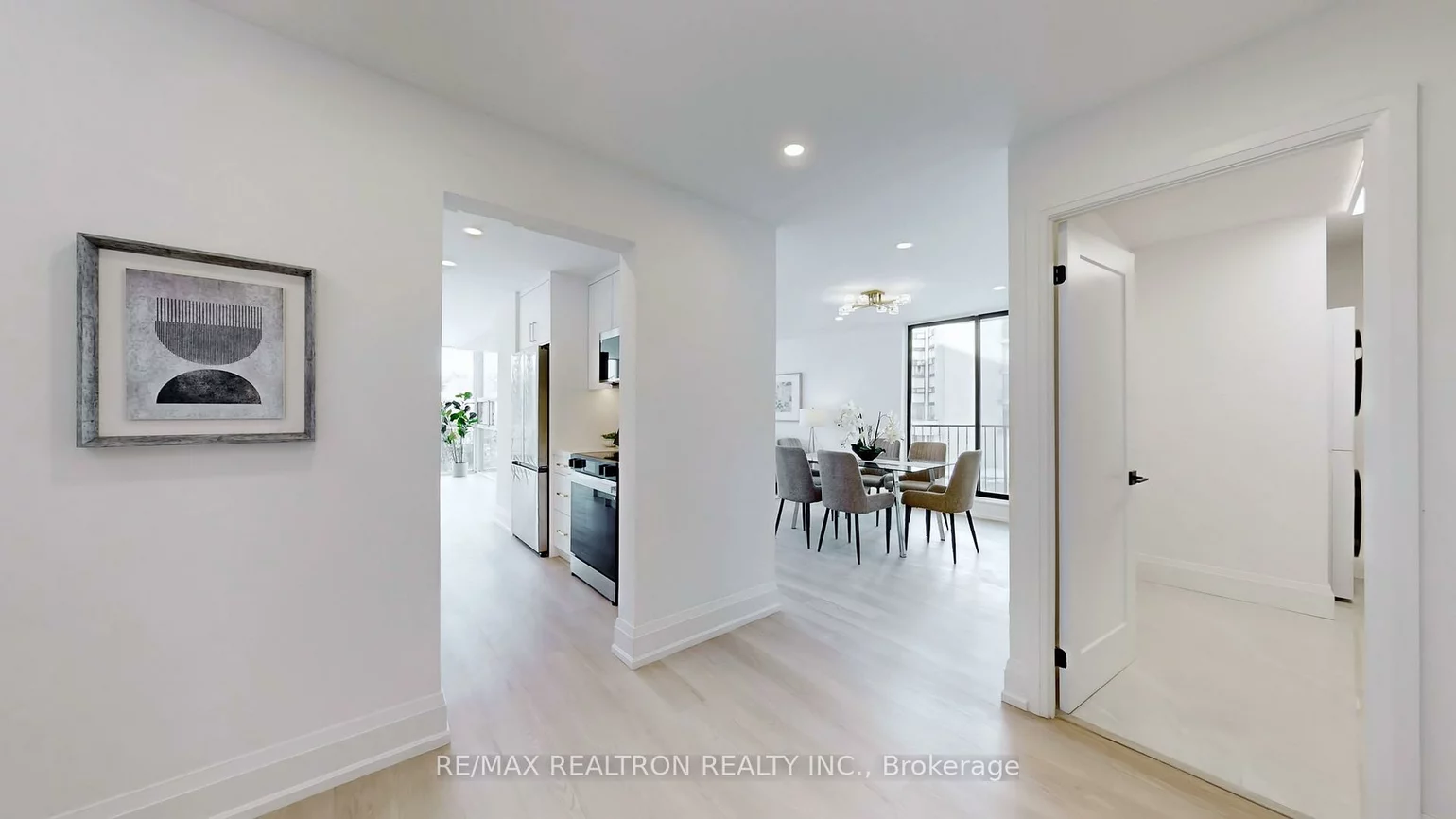 40, Harding, Harding, Richmond Hill