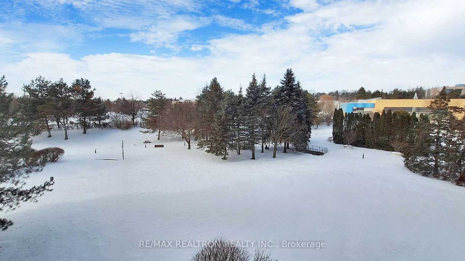 40, Harding, Harding, Richmond Hill