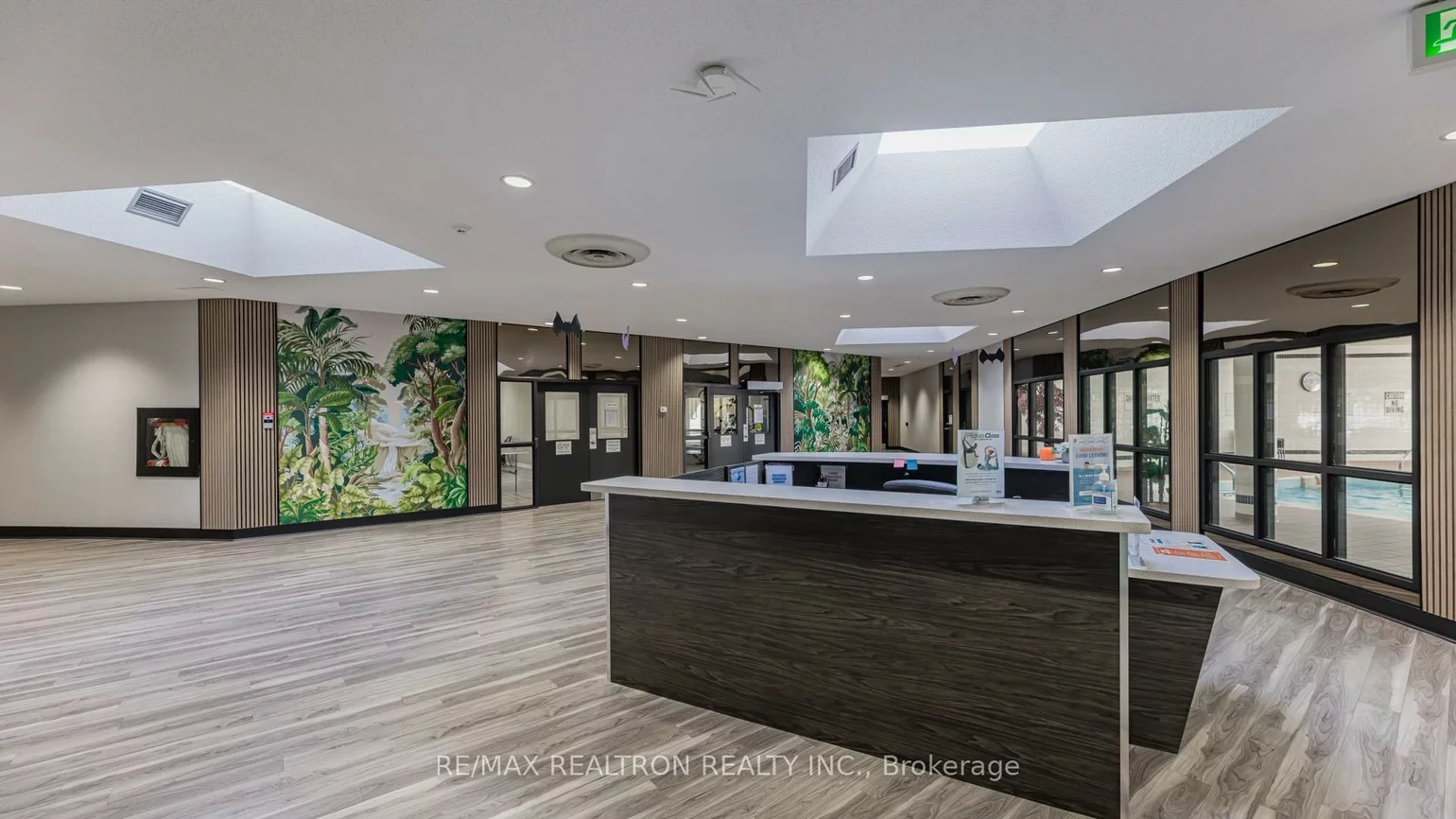 40, Harding, Harding, Richmond Hill