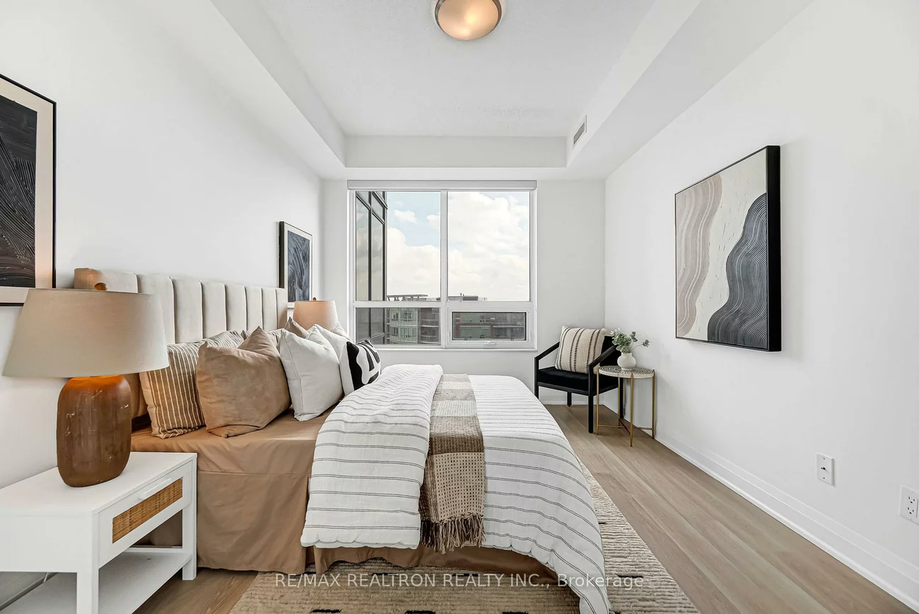 398, Hwy 7, Doncrest, Richmond Hill