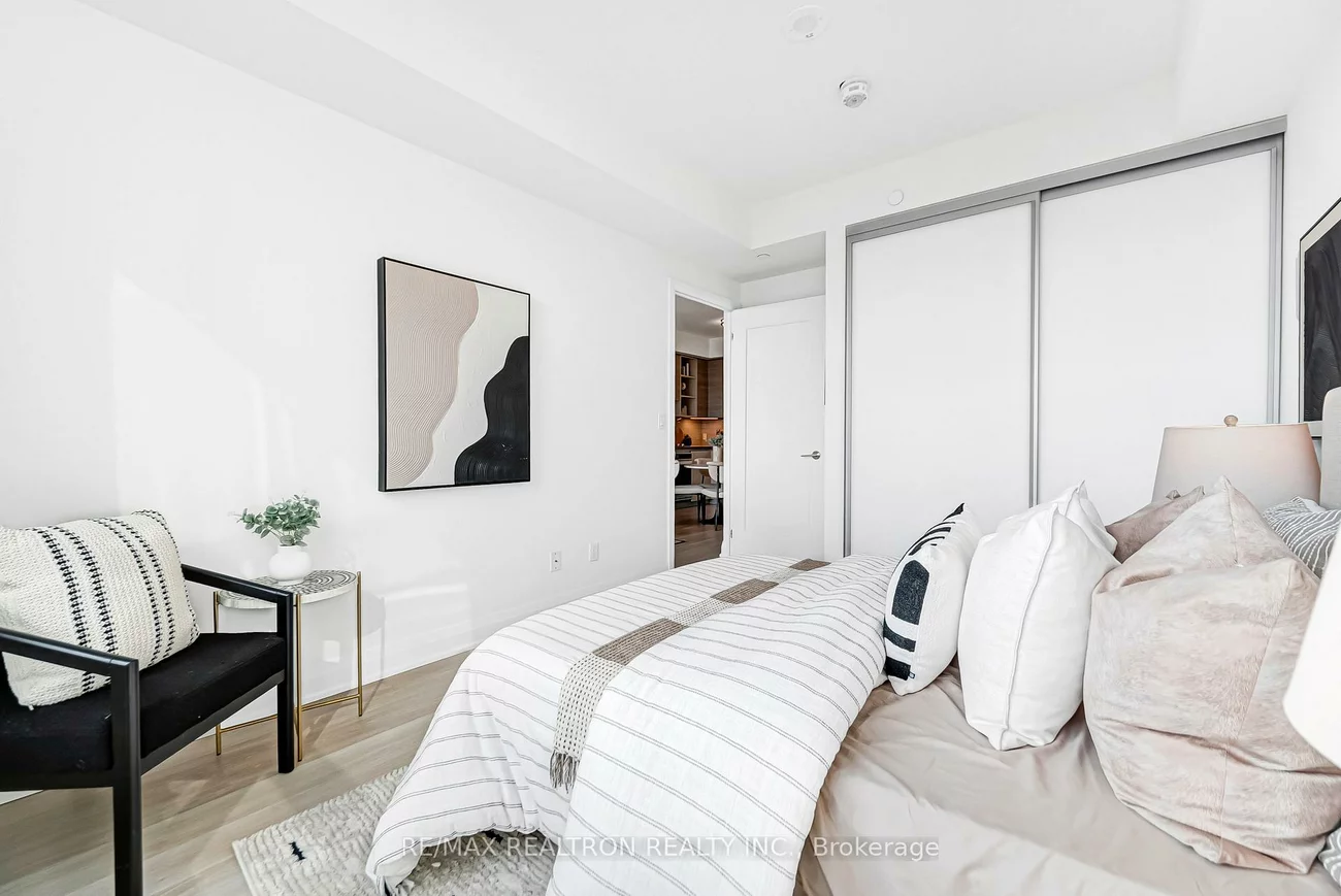 398, Hwy 7, Doncrest, Richmond Hill