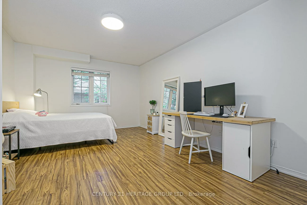 23, Observatory, Observatory, Richmond Hill