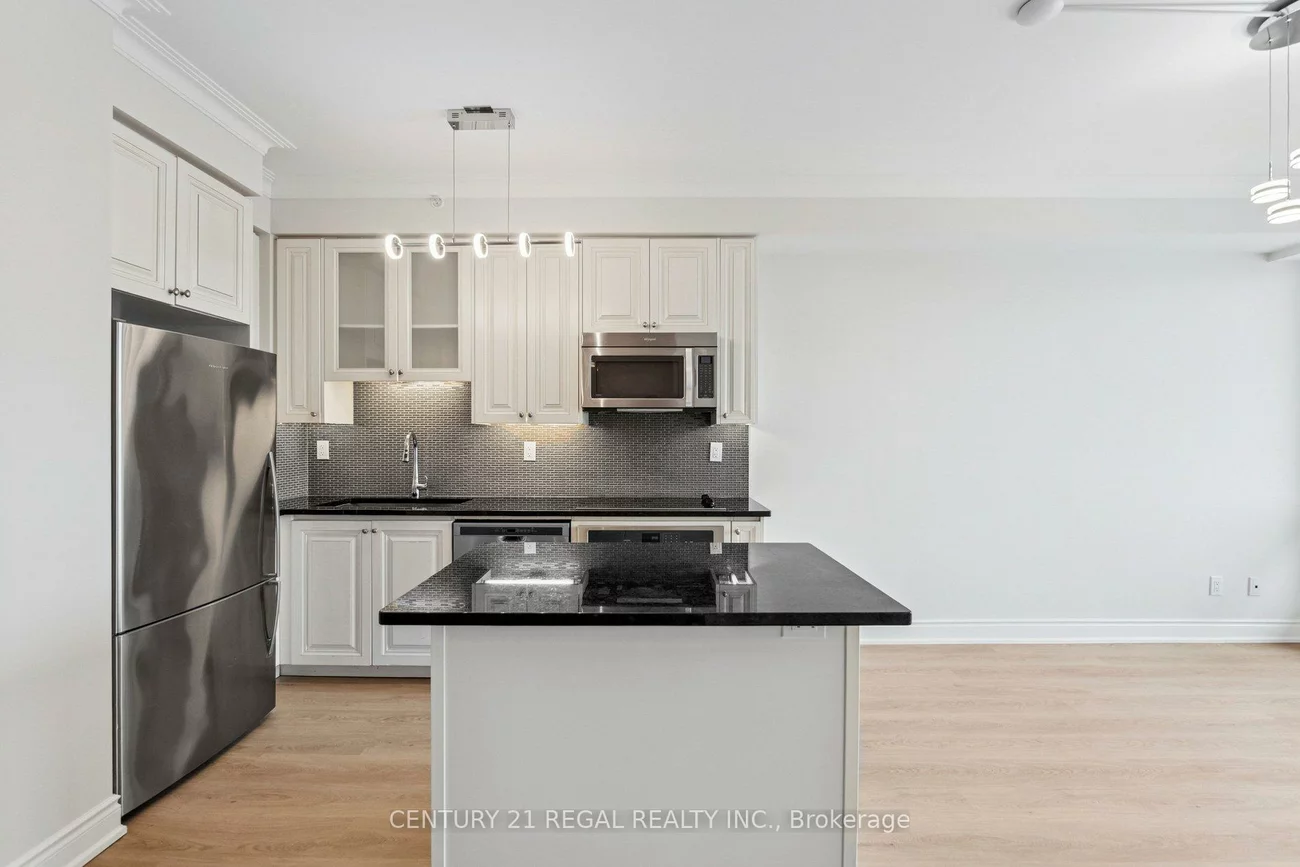 9090, Yonge, South Richvale, Richmond Hill