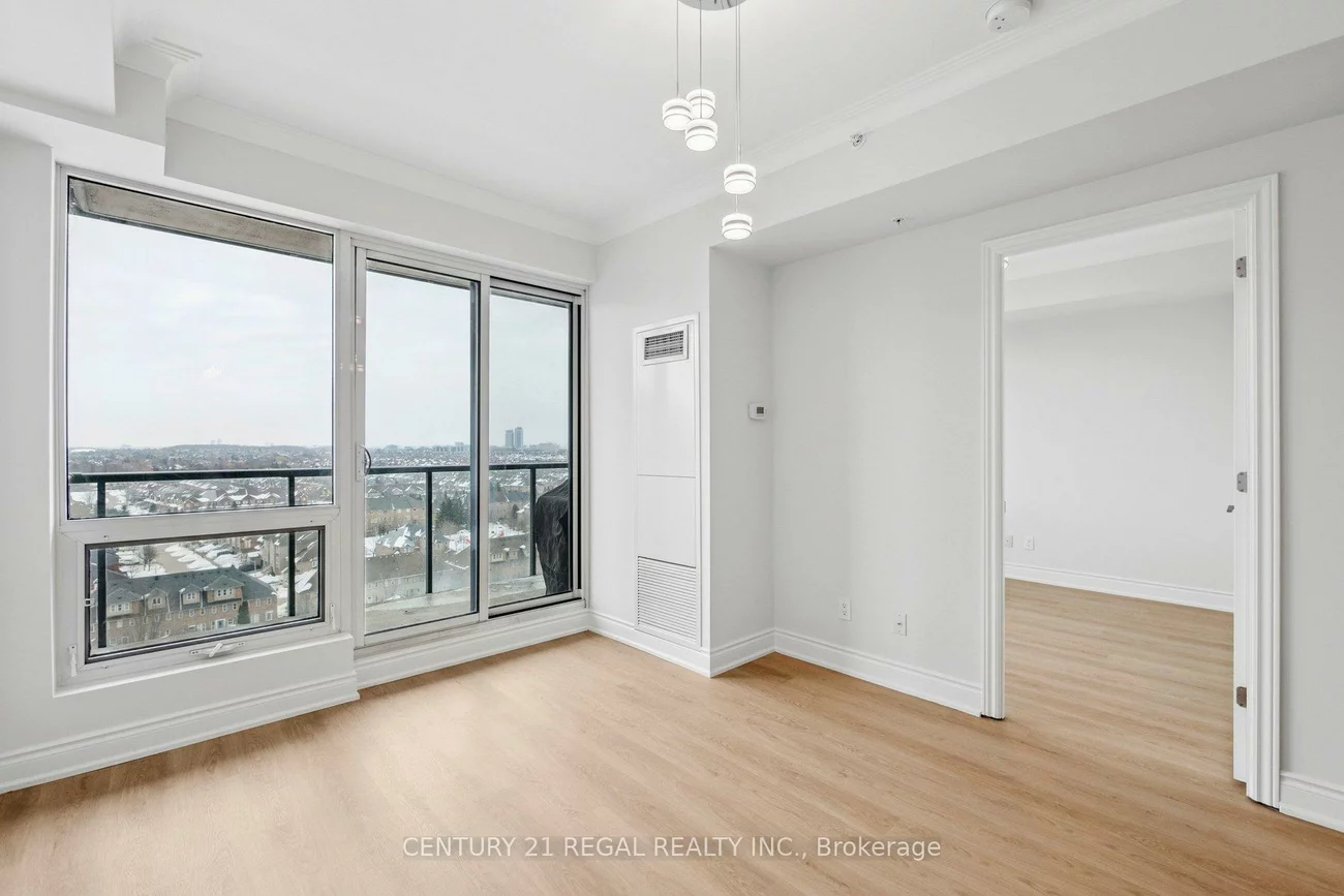 9090, Yonge, South Richvale, Richmond Hill