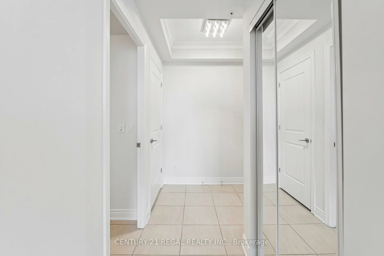 9090, Yonge, South Richvale, Richmond Hill